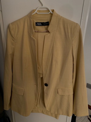 Zara suit set small yellow new