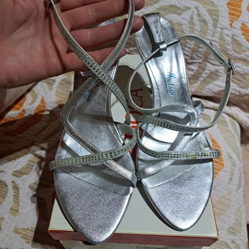 Silver sandals with rhinestones used, crisscross straps, 9 cm heel