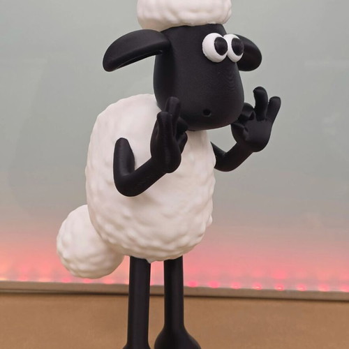 Shaun the Sheep figure new