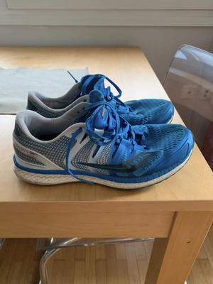 Saucony Liberty ISO 150 blue running shoes size 44.5