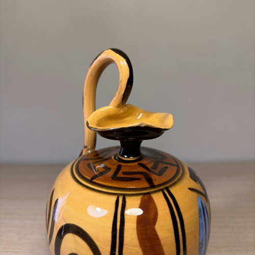 Ancient Greek kanata used, black-figure style