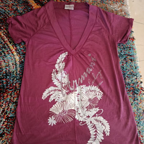 Attrattivo summer t-shirt size Medium like new