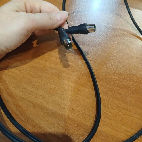 Antenna cable