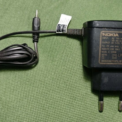 Nokia AC-3E charger used, genuine and functional