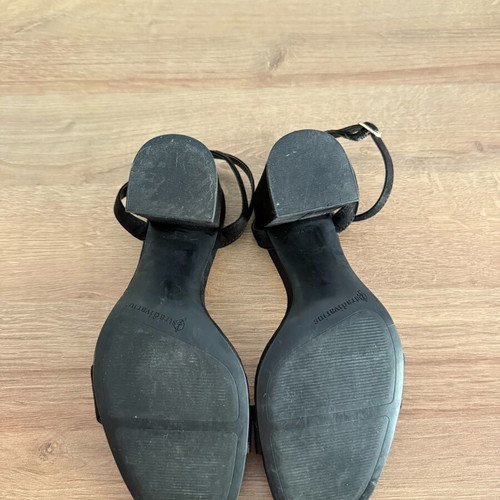 Stradivarius black sandals with thick comfortable 8cm heel used