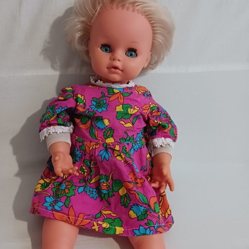 Vintage Italian doll like new, collectible