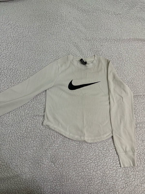 Nike shirt white like new