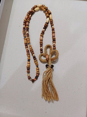 Necklace with wooden beads used