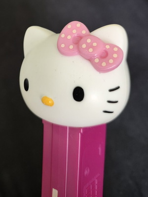 PEZ Hello Kitty ροζ διανομέας καραμελών σαν καινούργιο