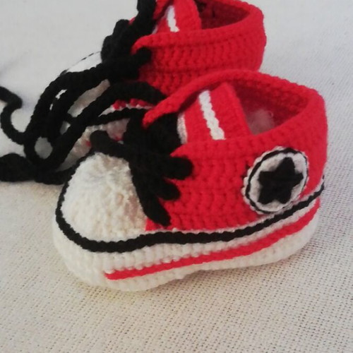 Handmade knitted baby shoes length 12 cm, new