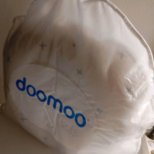 Doomoo Softy nursing pillow used