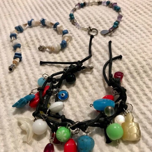 Bracelets charms like new, set of 3 pieces