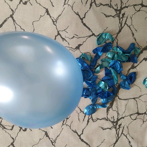 Balloons unused, pack of 33, medium size blue sea shade
