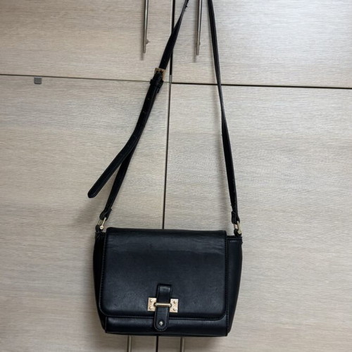Carpisa Crossbody Shoulder Black Mini Flap Bag Used
