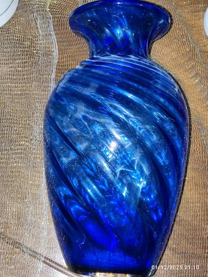 Голяма синя ваза като нова, стъклена