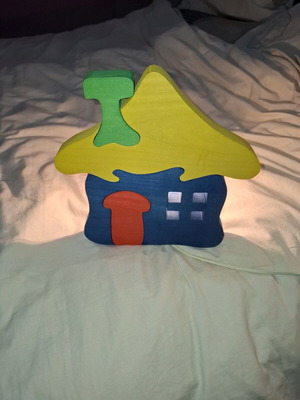 Wall light for children's room like new, wooden with bright colors