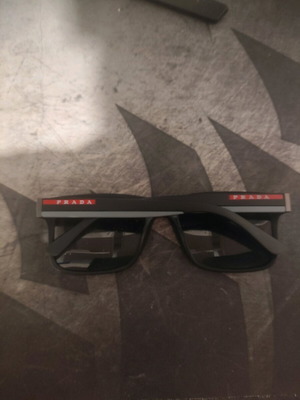 Pradà glasses like new, black