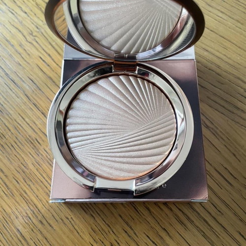 Bronze Goddess Highlighting Powder 01 Heat Wave new
