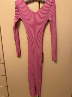 Ribbed long dress one size like new, pink