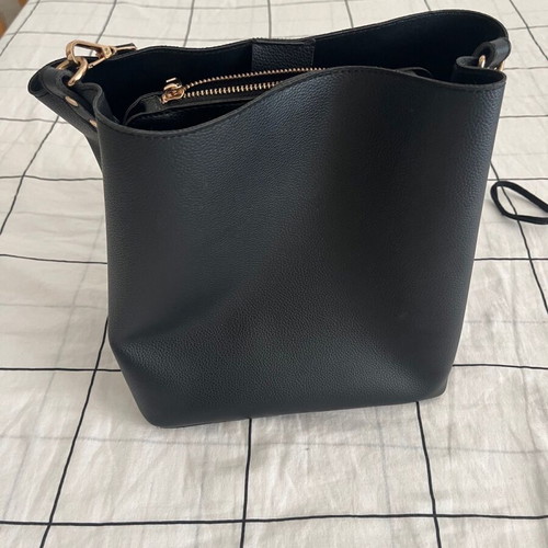 Black bag like new flawless