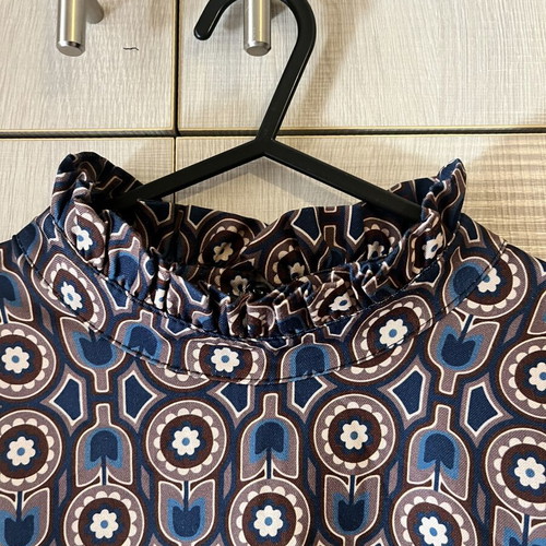 OwTwo long-sleeve blouse like new, blue and brown, one size