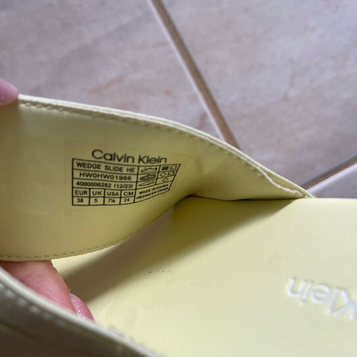 Calvin Klein flatforms like new, yellow, size 38