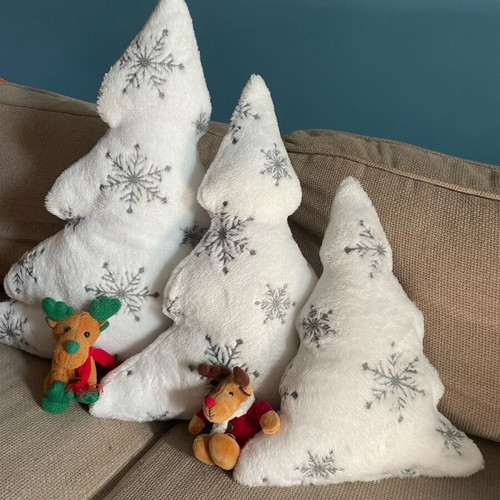 Set of 3 Christmas Pillows new