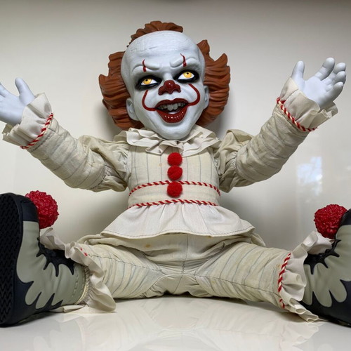 Mezco IT Mega Scale Talking Pennywise action figure used