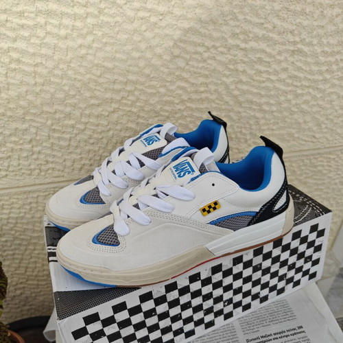 Vans athletic shoes new, size 44, white and blue