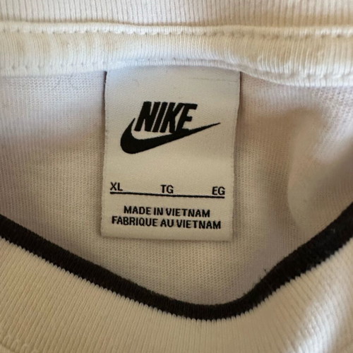 Nike Air Max Tshirt λευκό σαν καινούργιο, μέγεθος L