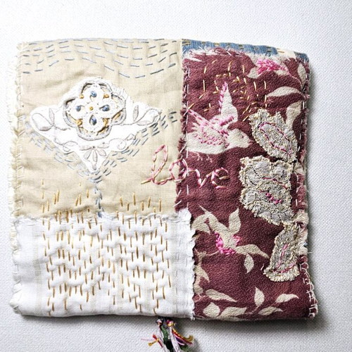 Handmade fabric pouch like new for needles and threads
