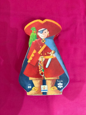 Pirate Puzzle like new