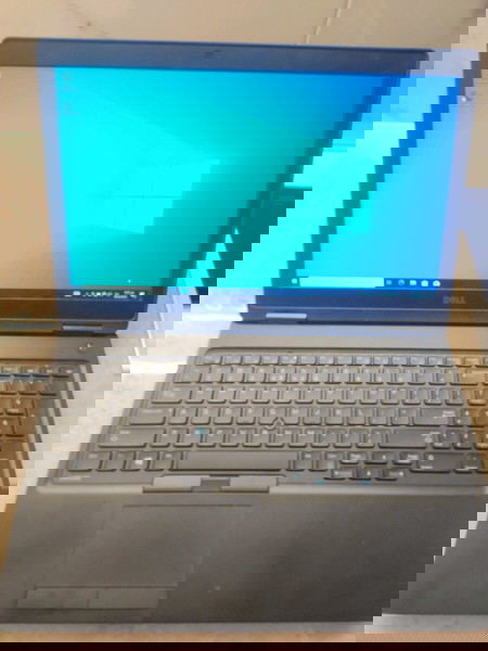 DELL Latitude 5580