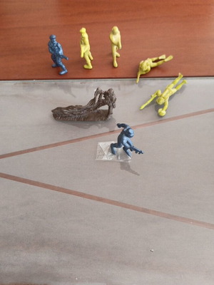 Set of 8 soldiers like new