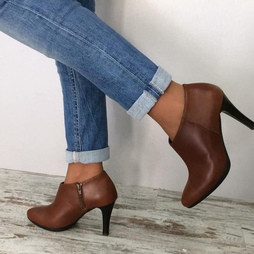 Ankle boot tan new, size 36