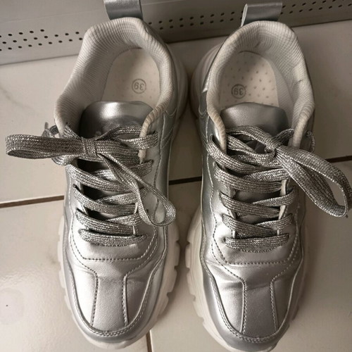 Sneakers women's silver size 39 like new