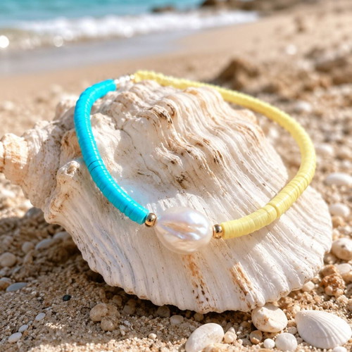 Handmade necklace with silicone beads and pearl. The biggest trend of the summer.