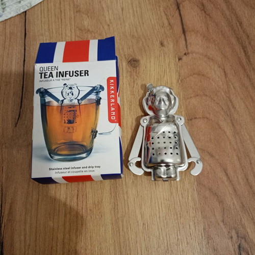 Tea accessory used with unique design