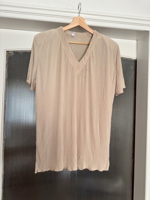 Vintage pleated top with shoulder pads beige like new, size XXL