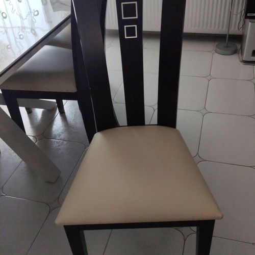 Dining chairs like new, set of 6, wood