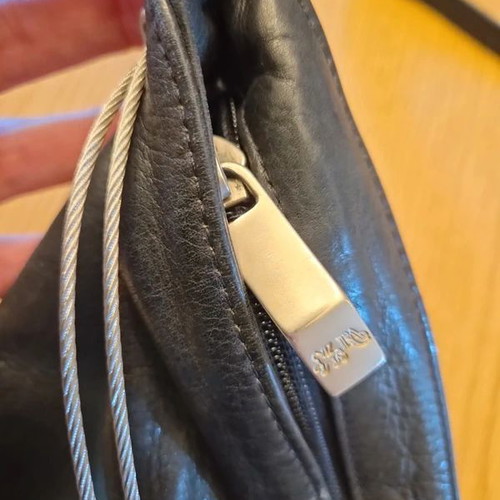 Renato Angi Venezia leather backpack, triangular design