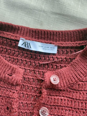 Zara Burgundy Crochet Knit Cardigan XS-S
