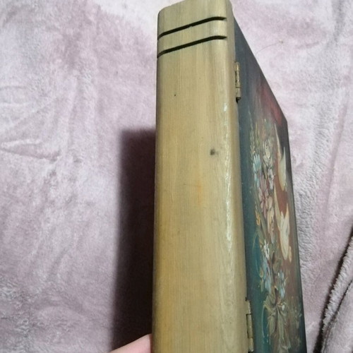 Μπιζουτιέρα vintage χειροποίητη ξύλινη μεταχειρισμένη