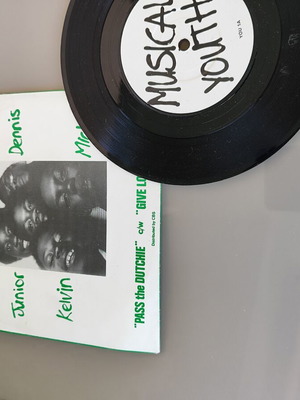 Musical Youth Pass The Dutchie / Give Love A Chance 7" vinyl single, 1982