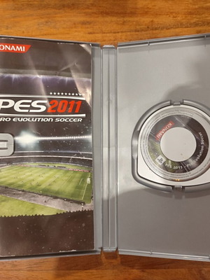 PES 2011 for PSP used