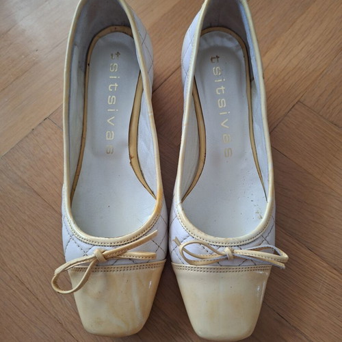 Tsitsivas leather ballerina shoes size 35, white and yellow