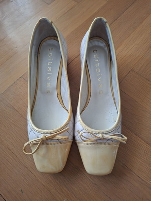Tsitsivas leather ballerina shoes size 35, white and yellow
