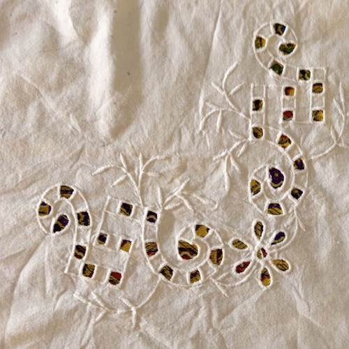 Vintage handmade cutwork tablecloth used, white embroidery 69x78 cm