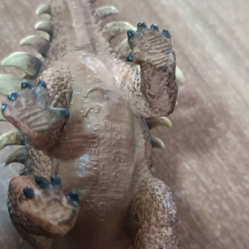 Polacanthus dinosaur figure like new 14 cm long