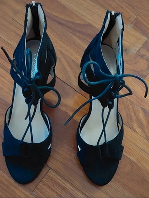 Black sandals new, size 40
